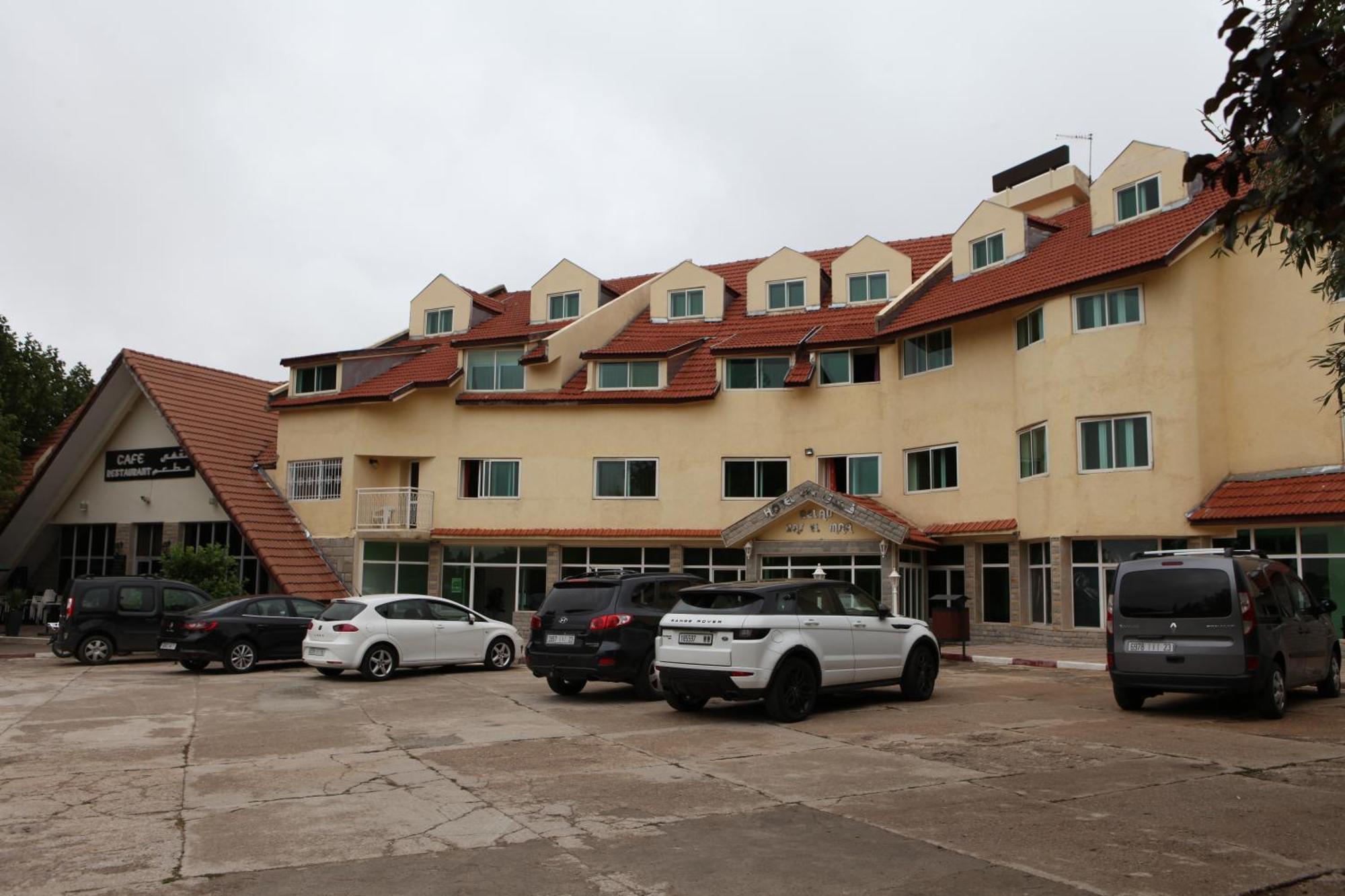 Hotel Relais Ras El Maa Ifrane  Exterior photo
